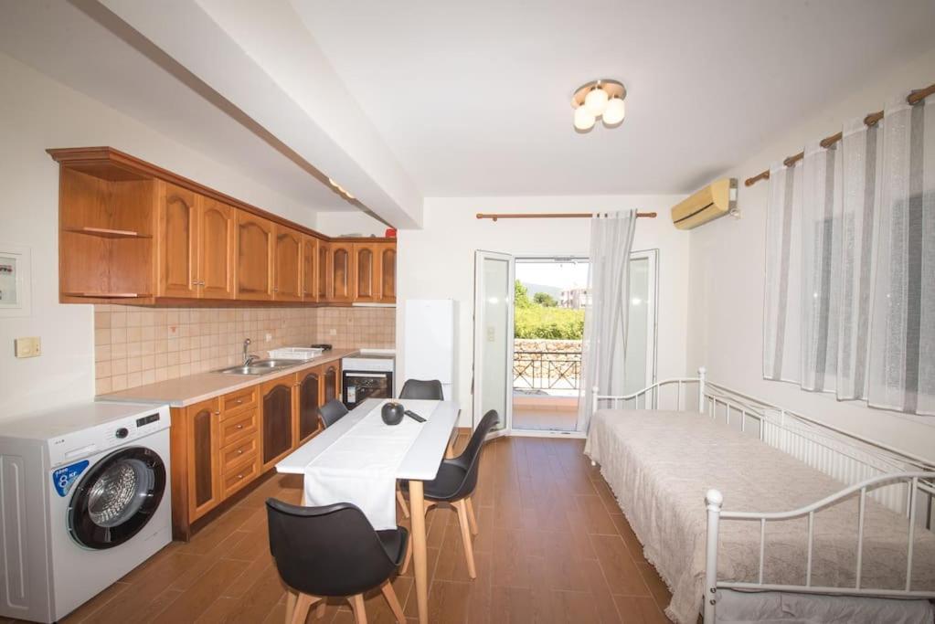 Anna Maria Apartment Lefkada City Екстер'єр фото