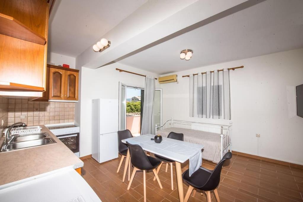 Anna Maria Apartment Lefkada City Екстер'єр фото